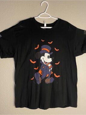 Disney XL Mickey Mouse Vampire Halloween Bats Tshirt Black Tee 100% Cotton